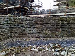 acastle 170300.jpg